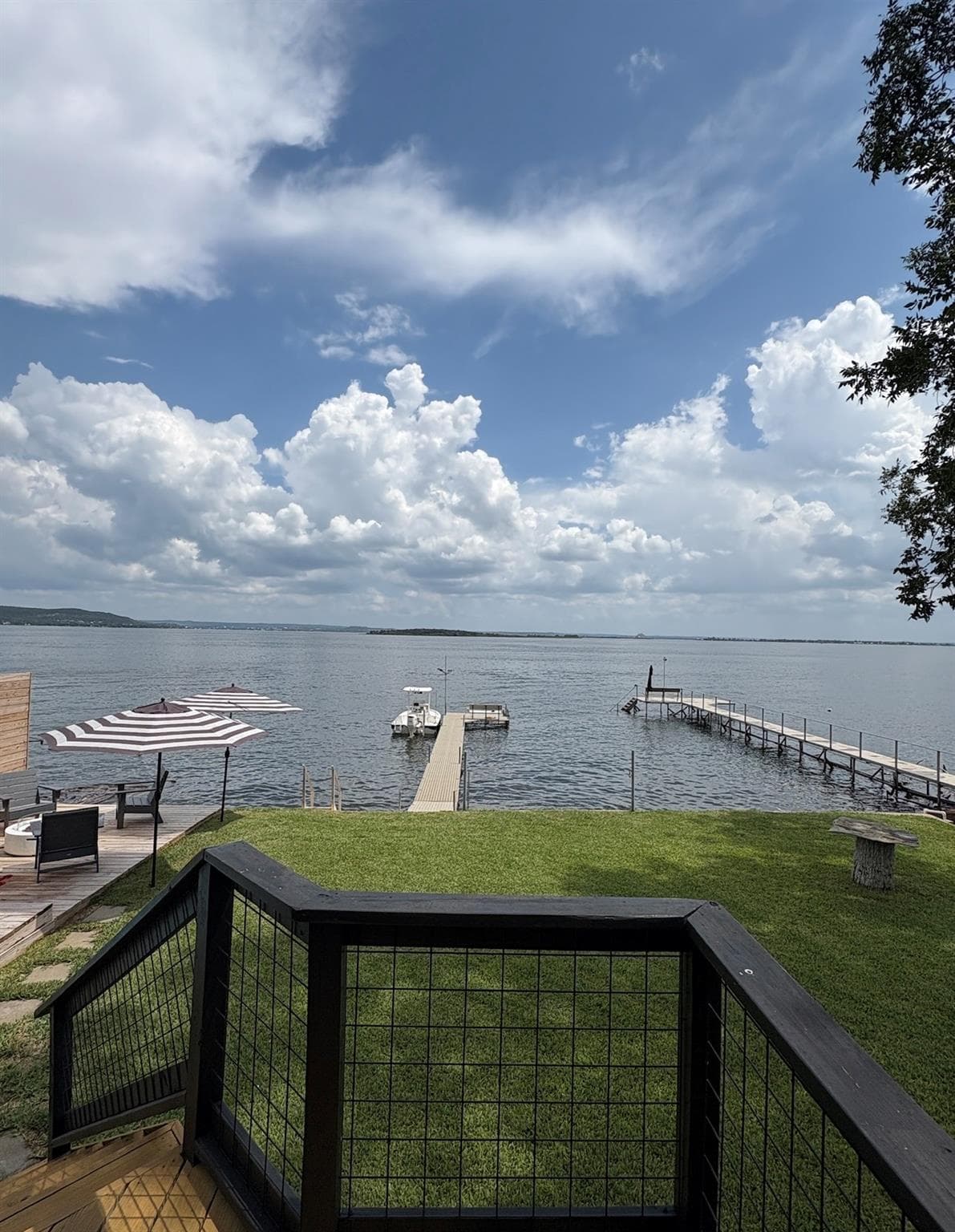 611 Lakeshore Loop, Tow, Texas 78672