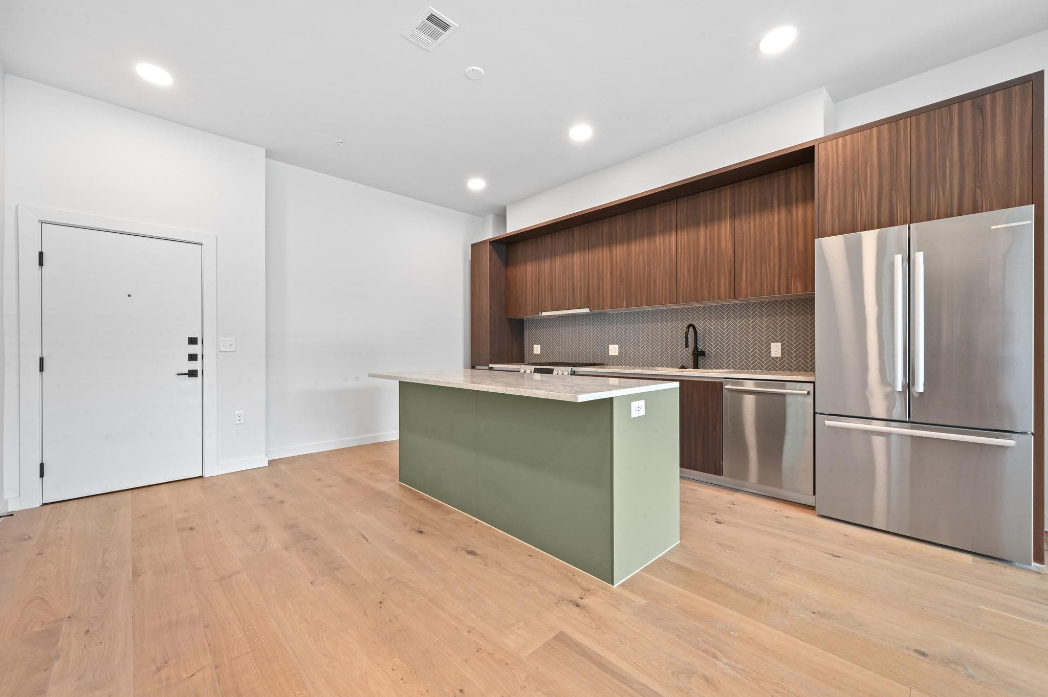 2209 S 1st St 121, photo 4