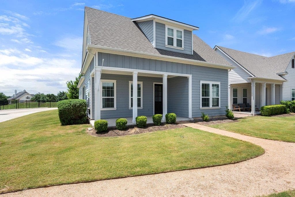 1166 Grant Wood Ave, photo 2