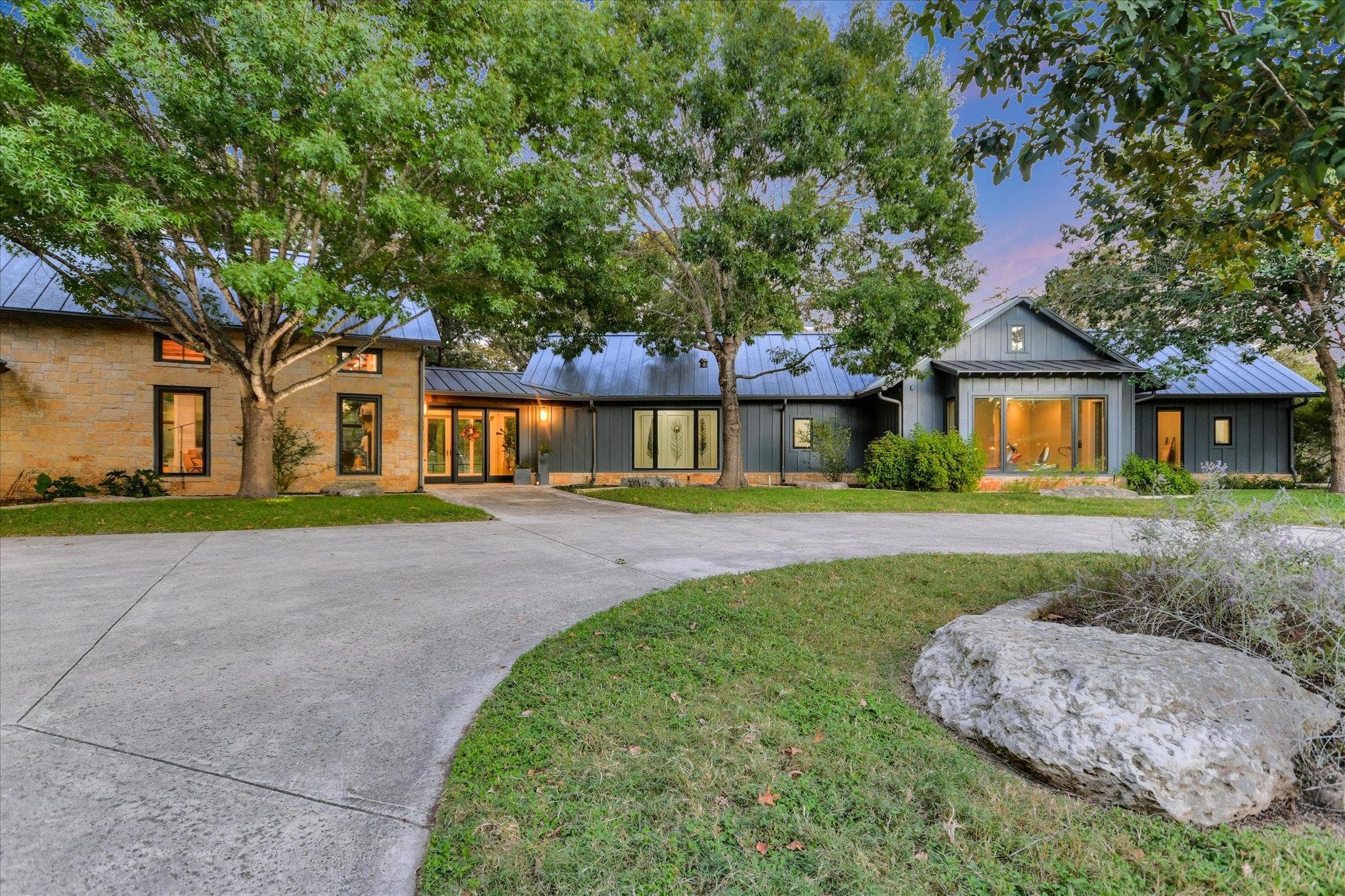 125 Lazy L Ln, Wimberley, Texas 78676