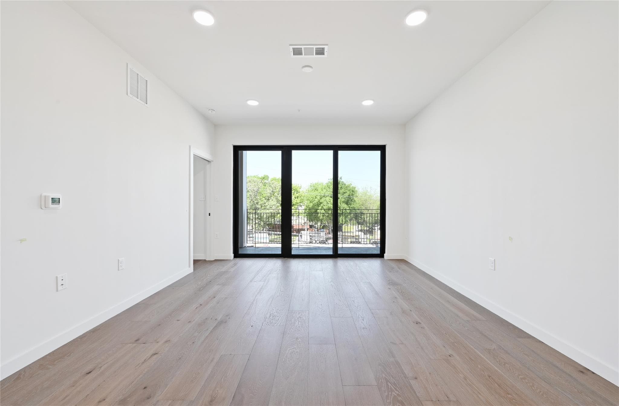 2209 S 1st St 217, photo 3