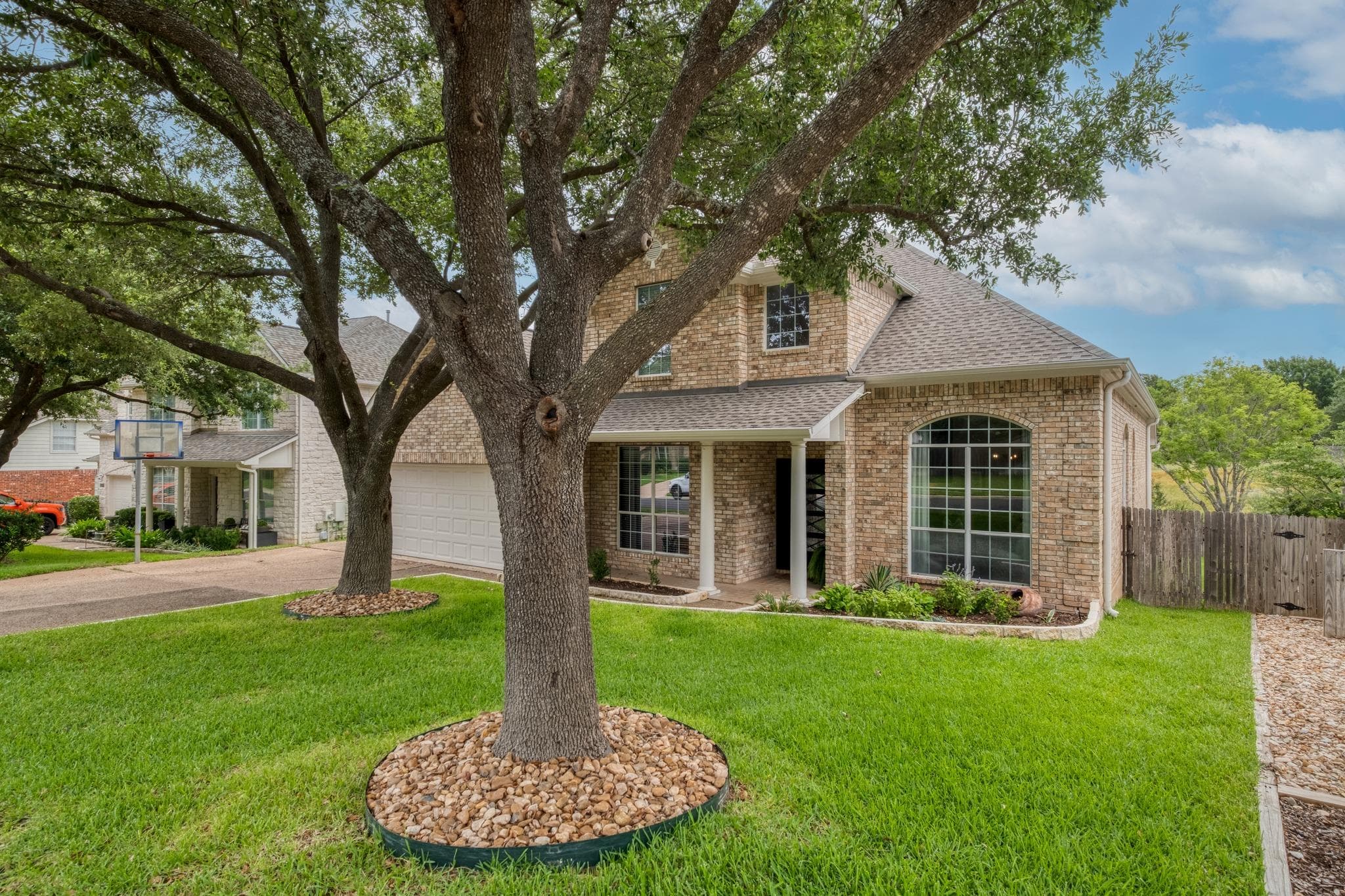 8302 Sunburst Pkwy, photo 3