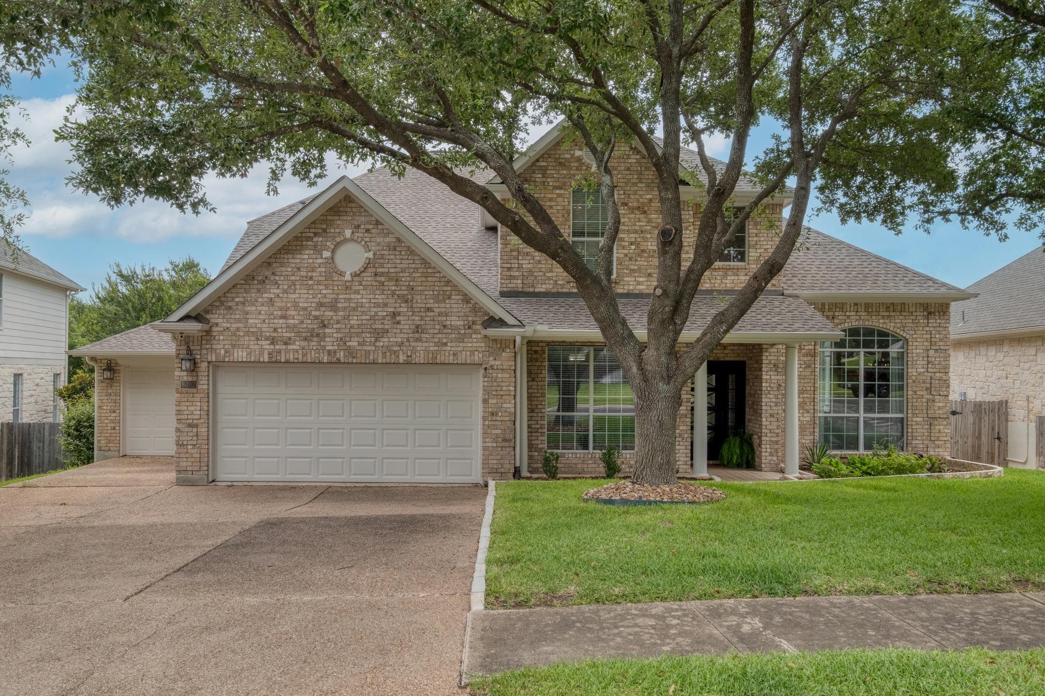 8302 Sunburst Pkwy, photo 1