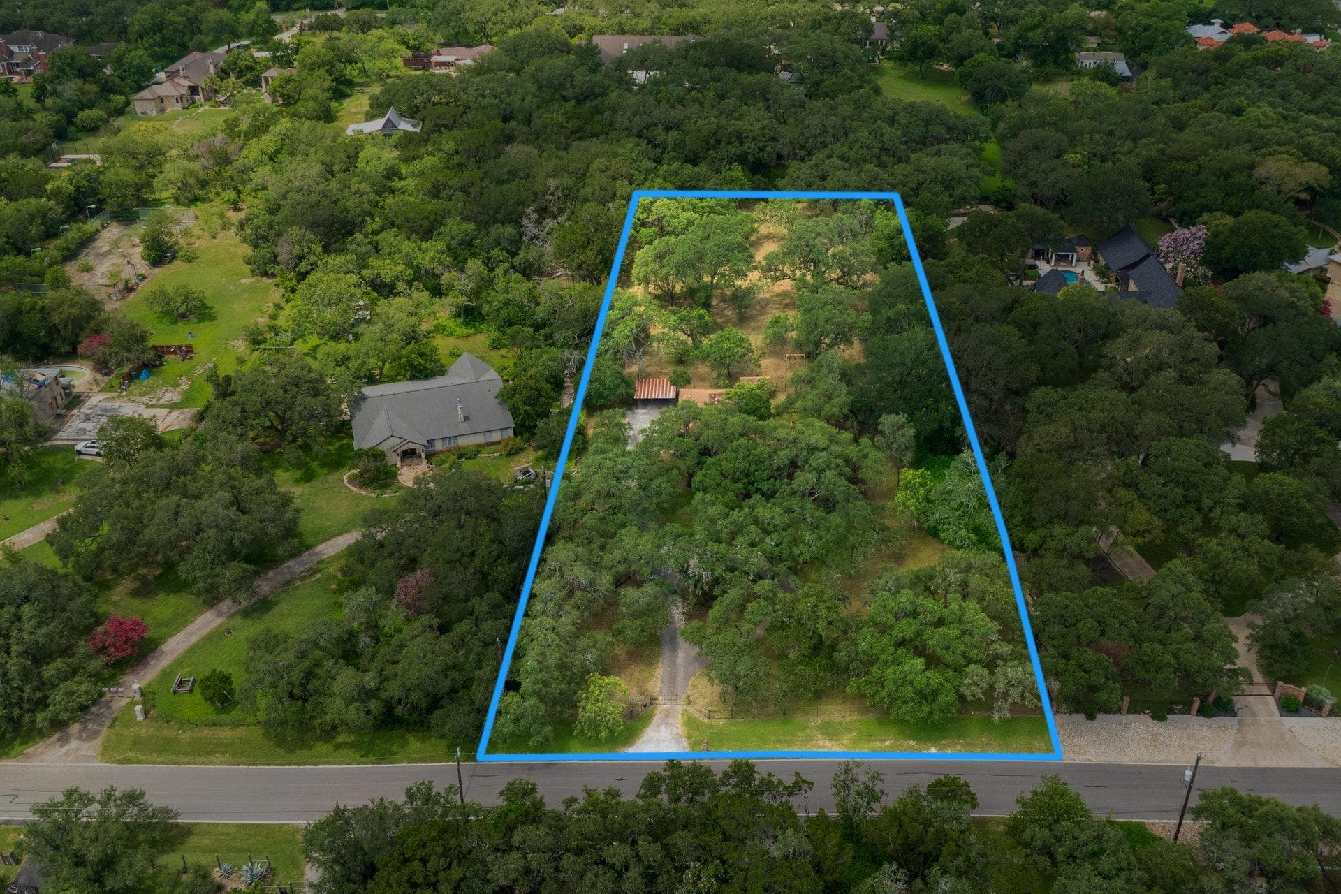304 Hill Country Ln, photo 5