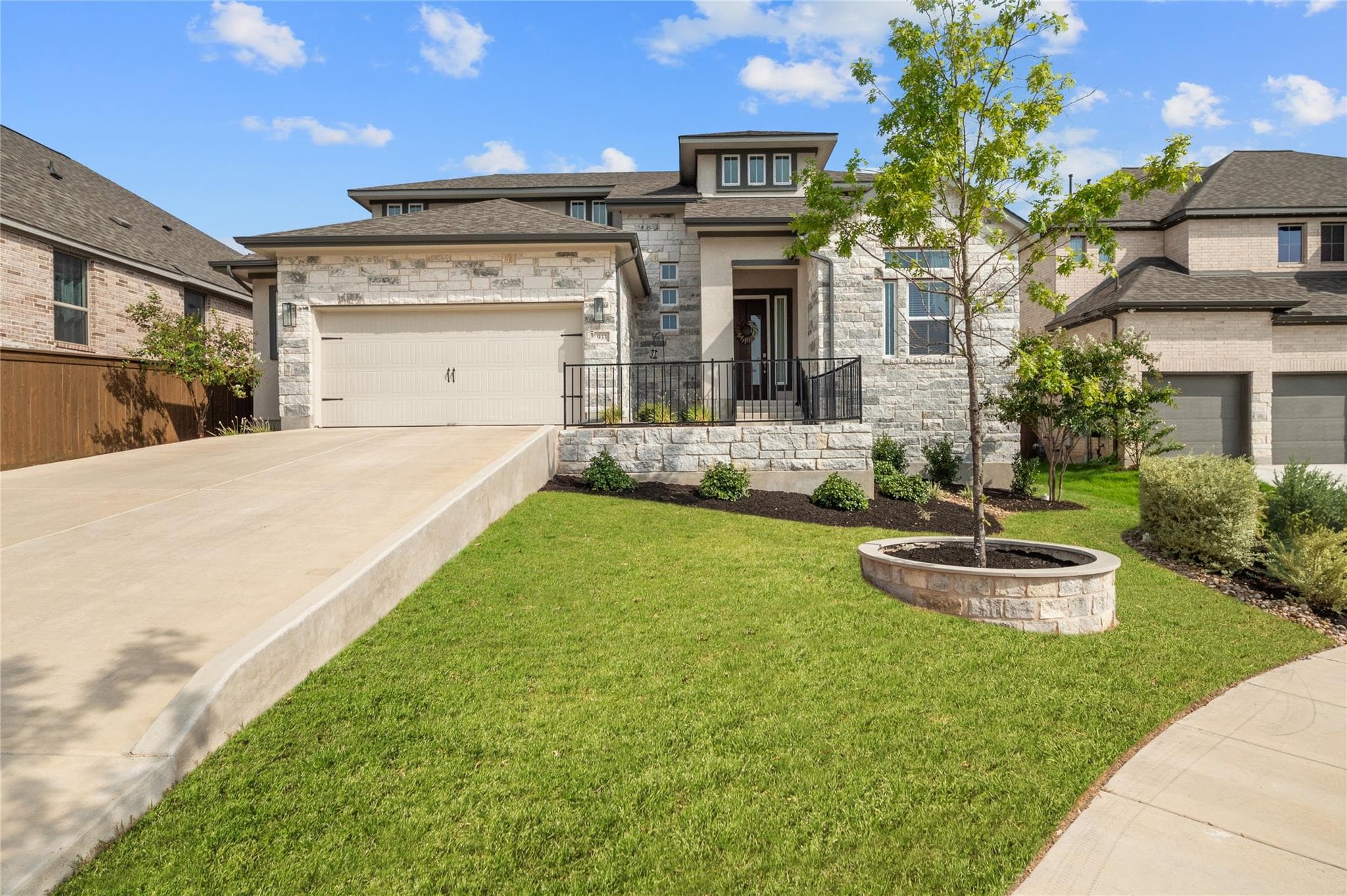 933 Donna Roland Ct, Leander, Texas 78641