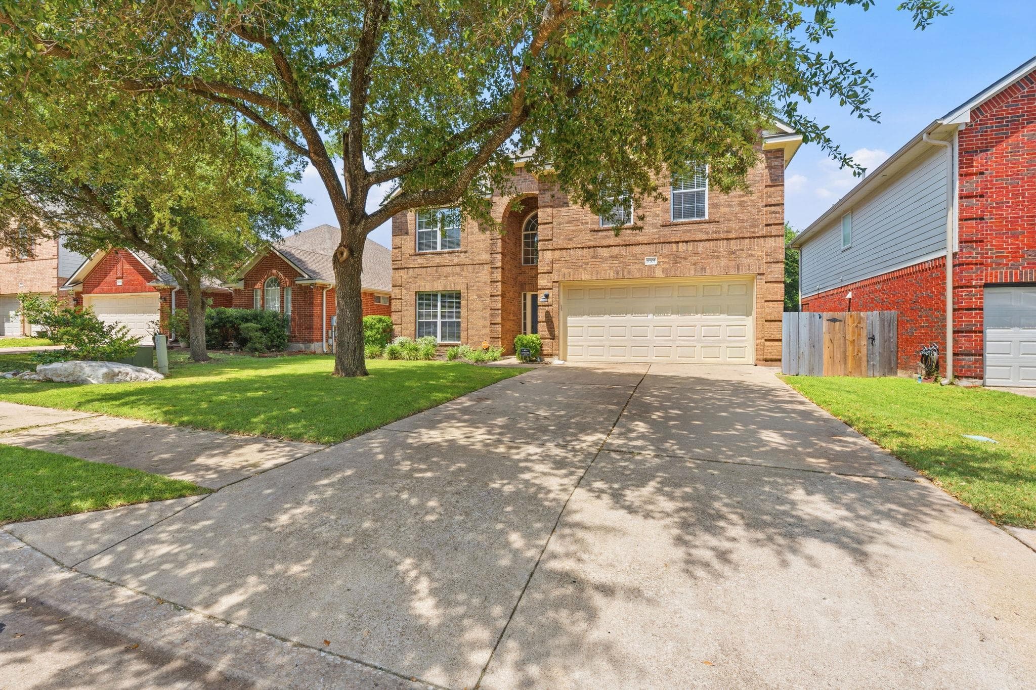 8703 Priest River Dr, photo 2