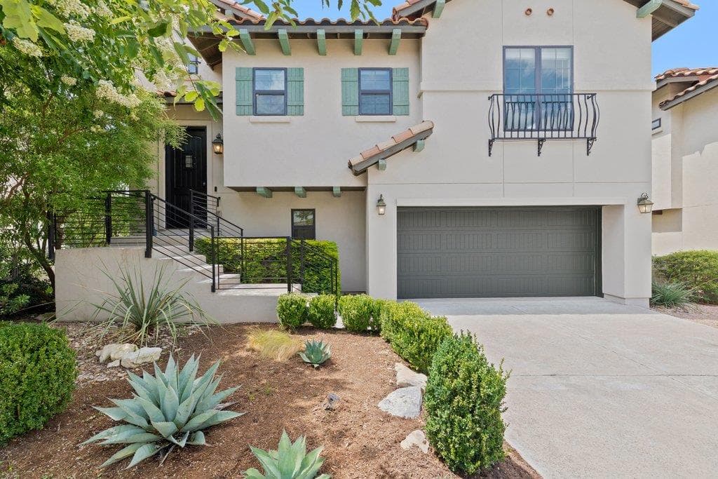 211 Honey Creek Ct 6, Austin, Texas 78738