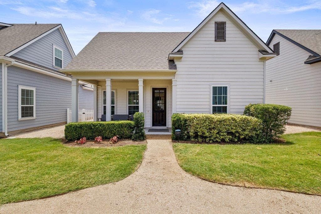 1174 Grant Wood Ave 118, photo 1