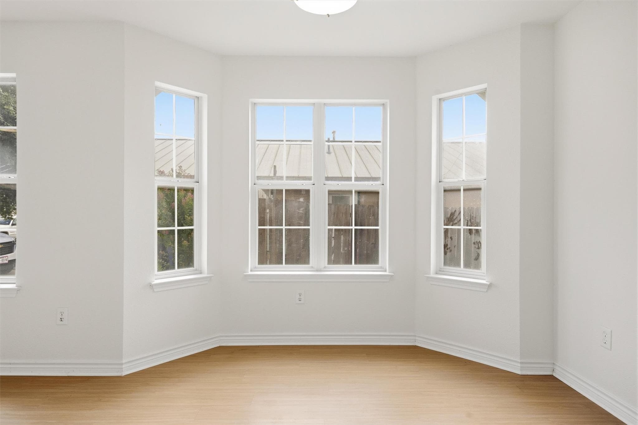 7100 Villita Avenida St, photo 4