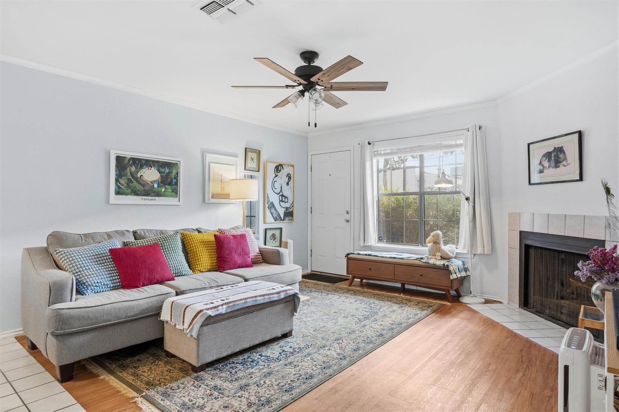 2215 Post Rd 1018, photo 1