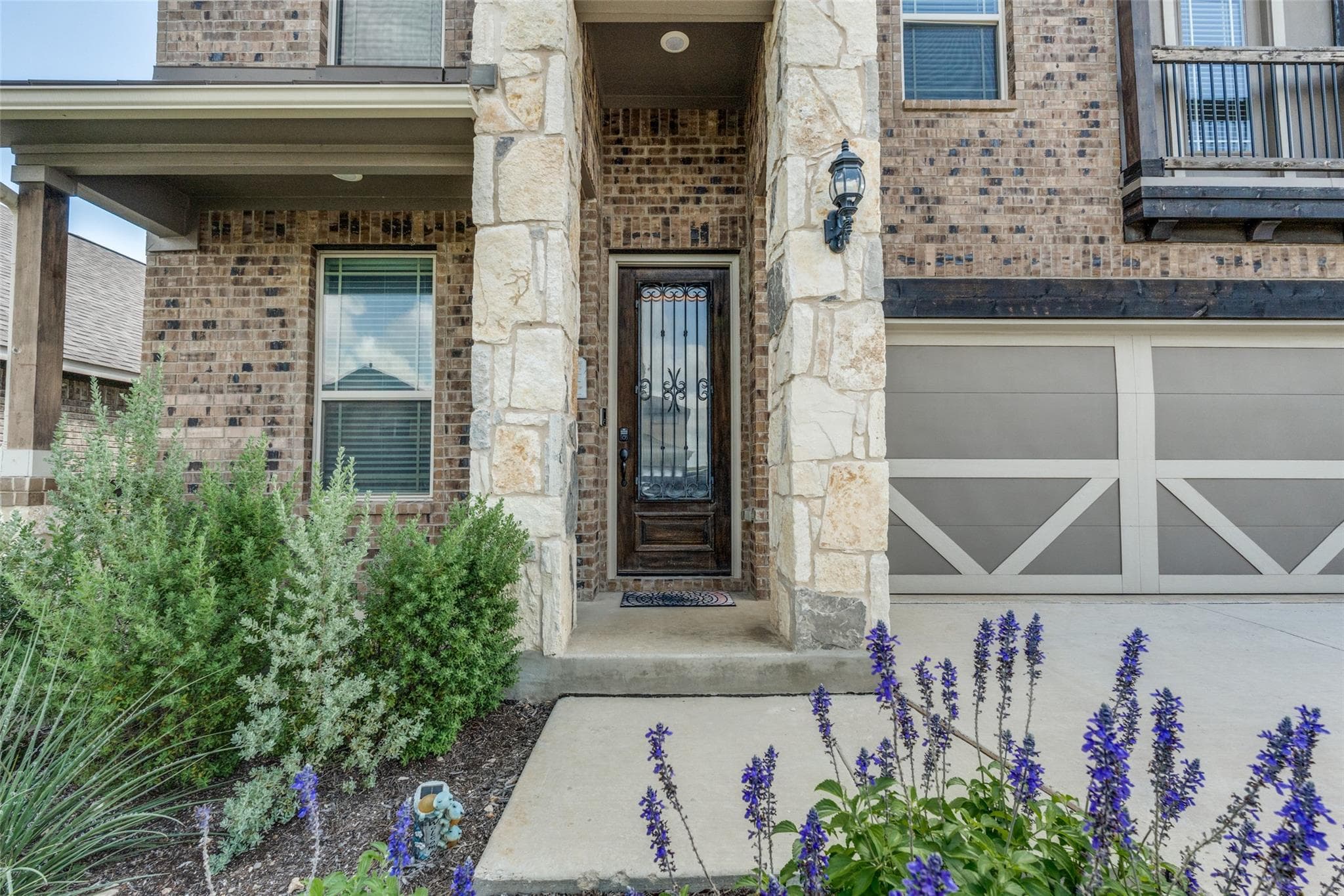 1624 Stone House Dr, photo 2