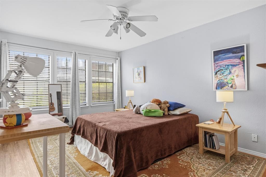 2215 Post Rd 1018, photo 5