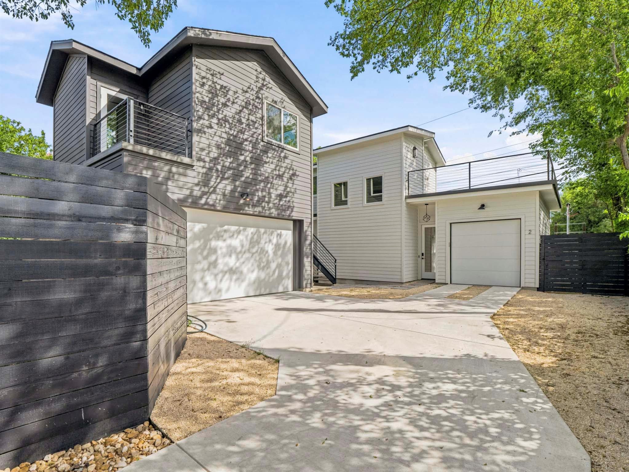 1106 S Meadows Dr SW 2, Austin, Texas