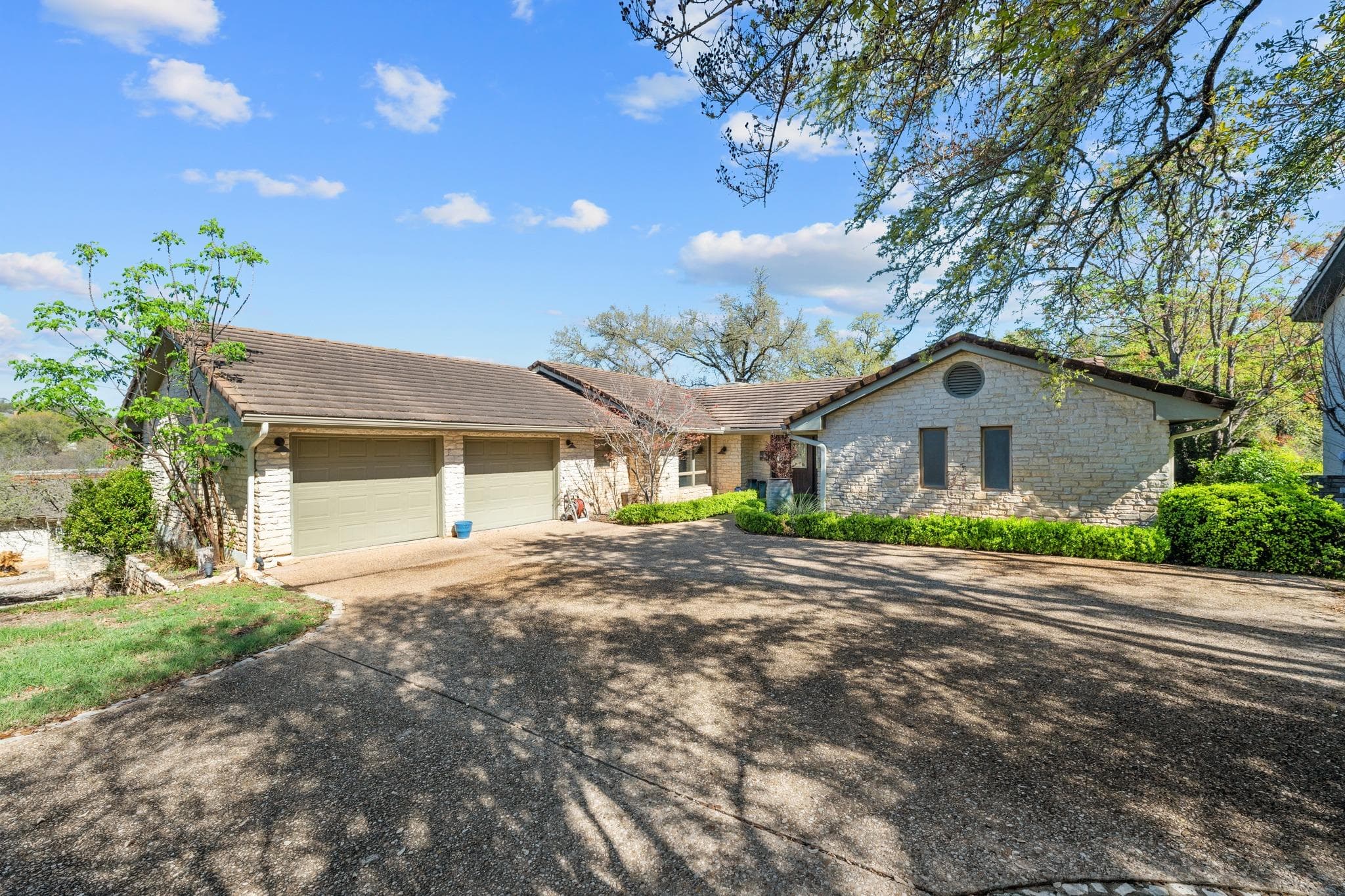 604 Rolling Green Dr, photo 4