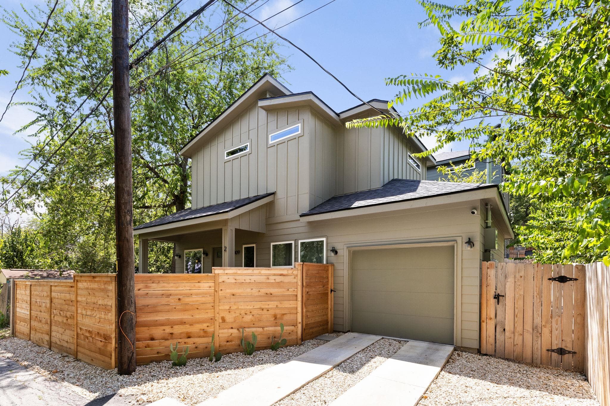 1809 Maple Ave 2, photo 2